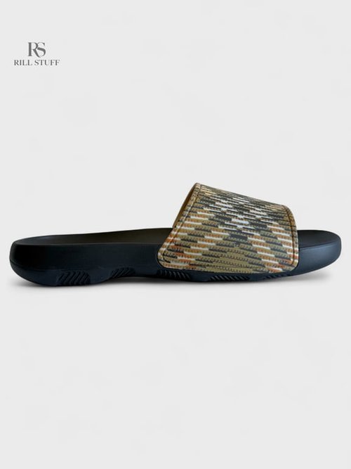 Шлепанцы Burberry Dive Check Slides